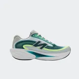 Championes de running New Balance modelo Ellipse, con amortiguación Fresh Foam X, capellada de malla técnica transpirable en tonos gris, verde y detalles en verde lima y turquesa. Incorpora la icónica "N" reflectante en el lateral.