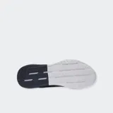 Championes Reebok Nanoflex TR 2 de color azul marino con detalles en blanco, diseñados para entrenamiento. Poseen capellada de malla transpirable, refuerzos sintéticos, clip de TPU en el talón para mayor estabilidad y suela de alta tracción.