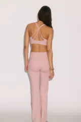 Leggings de yoga acampanadas con cintura ancha de tiro alto, confeccionadas en tejido funcional SoftMove y DryMove.