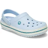 Zueco Crocs Crocband™ Speckled Band color lavanda con suela blanca con motas de colores.