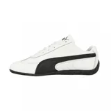 Championes Puma Speedcat LTH de perfil bajo, color blanco con detalles en dorado y suela negra. Diseño inspirado en el automovilismo con el logo de la marca en el lateral y la lengüeta.