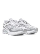 Championes Under Armour Hovr Apparition color gris y blanco, con amortiguación reactiva UA HOVR y refuerzos superiores de cuero.