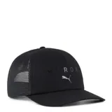 Gorro Puma Ess Dad negro con paneles de malla en los laterales y logo de Puma bordado al frente.
