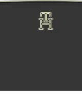 Billetera mediana Tommy Hilfiger color negro, con cierre de cremallera, tres compartimentos principales, múltiples ranuras interiores para tarjetas, bolsillo interior con cremallera e insignia del monograma TH en la parte delantera.