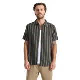 Camisa de manga corta Roark Crosswinds de algodón orgánico y tencel, color negro con diseño de rayas verticales texturizadas. Cuenta con cuello camisero, cierre frontal con botones y un bolsillo aplicado en el pecho.