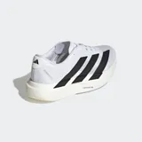 Championes de running Adidas Adizero Evo SL, color blanco con tres franjas negras en el lateral. Cuentan con entresuela Lightstrike Pro y suela Continental.