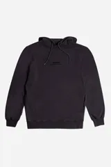 Buzo canguro de felpa sin frisa, color negro, con capucha ajustable con cordones, logo bordado en el pecho, bolsillos laterales y puños acanalados.