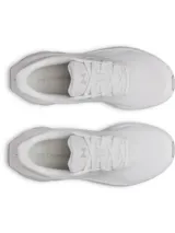 Championes de running Under Armour modelo W Ascend, color blanco, con malla transpirable y entresuela Charged Cushioning para mayor amortiguación.