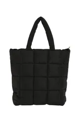 Bolso tipo tote acolchado con diseño matelaseado de cuadros, con asas superiores y cierre principal.