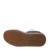 Championes Puma modelo Park Life Style SK8, de corte bajo en color negro con detalles en blanco y suela de goma color caramelo. Presentan un diseño urbano inspirado en el skate con cordones gruesos y refuerzos en la puntera.