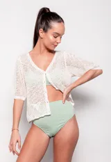 Parte inferior de bikini de tiro alto, color verde claro, con diseño de la tela a rayas horizontales y con textura.