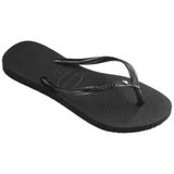 Ojotas Havaianas Slim Crystal Swarovski II color verde oscuro, con tiras finas y aplique de cristal Swarovski.