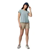 Short Columbia Leslie Falls II Omni-Shade de tiro medio y calce cómodo, confeccionado con tejido elástico con tecnología avanzada de repelencia al agua y a las manchas. Posee bolsillos laterales para las manos, bolsillos traseros, bolsillo de seguridad con cremallera y trabillas para cinturón.