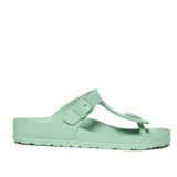 Sandalias tipo ojotas color verde menta, ultraligeras, impermeables y confeccionadas con materiales veganos.