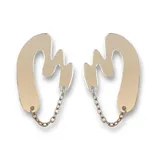 Par de aros colgantes dorados con forma abstracta y cadena de eslabones.