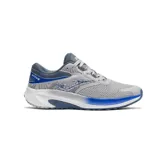 Championes Joma modelo Active, diseñados para running, en color gris con detalles en azul y blanco. Confeccionados en malla técnica transpirable con refuerzo termosellado en la puntera, entresuela de phylon para absorción de impactos y suela de goma resistente a la abrasión.