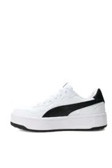 Championes de plataforma Puma modelo Court Lally Skye, color blanco con detalles en lila en la franja lateral, lengüeta y suela.