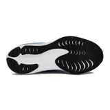 Championes de running Asics Gel Excite 10, color celeste con detalles en azul y negro.