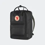 Mochila Fjällräven Känken Laptop 15 de color negro, fabricada en resistente tejido Vinylon F, con compartimento acolchado para portátil, asas superiores y el clásico logo circular reflectante en el frente.