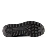 Championes New Balance modelo 574, color azul marino y azul claro, con detalles en beige. Presentan el logo "N" en blanco con borde beige y tecnología ENCAP en la entresuela.