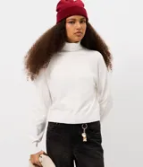 Blusa de punto de la marca Blue Steel, con cuello alto, manga larga y diseño básico ajustado al cuerpo.