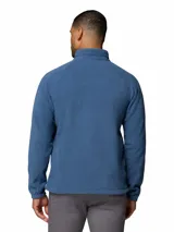 Campera polar de la marca Columbia, modelo Fast Trek II. Presenta cuello alto, cierre frontal completo, bolsillos laterales con cierre y un bolsillo adicional con cierre en el pecho, donde se encuentra el logo de la marca bordado.