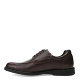 Zapato de vestir para hombre, color negro, estilo derby con puntera cuadrada y cordones. Presenta costuras decorativas en el empeine y suela de goma.