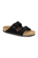 Sandalias Birkenstock Arizona negras de gamuza, con plantilla anatómica de corcho-látex y suela de EVA.