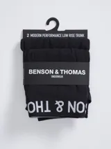 Pack de dos boxers negros de corte trunk con cintura elástica con la marca Benson & Thomas en blanco.