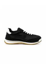 Championes deportivos Santa Barbara modelo Roam Summer, color beige y blanco con suela de goma marrón.