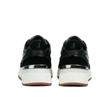 Championes Joma Maya Lady 2401, color negro, con detalles en charol y gamuza.