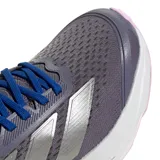 Championes de running Adidas Duramo SL 2, con diseño deportivo en tonos gris, azul y detalles en rosado. Presentan parte superior de malla transpirable, mediasuela con tecnología LIGHTMOTION para amortiguación y suela de alta tracción.