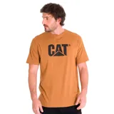 Remera de manga corta color marrón tostado con el logo de la marca CAT estampado en negro en el centro del pecho.