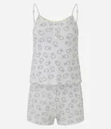 Conjunto de pijama tipo short doll compuesto por una musculosa de breteles finos regulables con botones en el escote y un short con cintura elástica. Ambas prendas presentan un estampado de conejitos sobre fondo blanco.