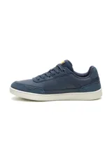 Championes Caterpillar modelo Pause, de estilo retro y minimalista. Confeccionados en una combinación de cuero y gamuza en color azul marino, cuentan con cordones al tono, logo de la marca en el lateral y lengüeta, y suela de goma blanca con textura en relieve.
