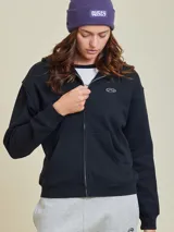 Canguro con cierre color gris topo, con capucha y logo bordado en el pecho.