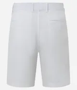 Bermuda slim de lino y algodón color beige, de corte ajustado, con trabillas para cinturón y bolsillos laterales y traseros.