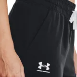 Pantalón de jogging Under Armour de mujer, color negro, con cintura elástica ajustable con cordón, bolsillos laterales y logo estampado en la pierna.