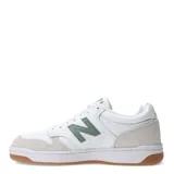 Championes New Balance 480 Court de cuero blanco con detalles en verde y gris.