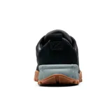 Championes Columbia Fairbanks Low Techlite, calzado de trekking y estilo urbano en color negro con suela de caucho marrón y entresuela gris. Cuentan con empeine de malla transpirable, sistema de cordones elásticos y la marca visible en el lateral. Incorporan tecnología Techlite para amortiguación y suela Omni-Grip para mayor tracción.