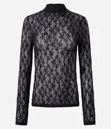 Blusa de encaje negra con cuello alto, manga larga y cuerpo ajustado. Presenta una transparencia leve y un acabado continuo en encaje.