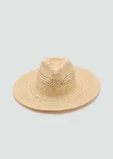 Sombrero de fibra natural con detalles calados y ala ancha.