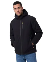 Chaqueta técnica negra con capucha extraíble, cierre frontal impermeable y bolsillos con cremalleras en contraste amarillo. Confeccionada con tecnología Storm Blocker+ y aislamiento de poliéster reciclado, diseñada para protección contra el agua y el viento.