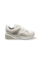 Championes deportivos para mujer modelo Pdk Link, en color blanco con detalles en gris claro y beige. Presentan diseño de paneles, perforaciones laterales y suela chunky.