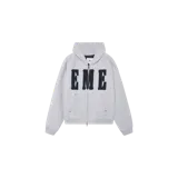 Campera con capucha de felpa gris melange, con cierre frontal completo y grandes letras "EME" aplicadas en el pecho en tono oscuro.