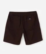 Bermuda masculina de sarga color marrón con textura efecto corderoy, corte regular, cintura elástica con cordón de ajuste y bolsillos laterales.