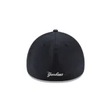 Gorra New Era modelo 39Thirty de los New York Yankees, color azul marino con logo bordado en blanco en el frente.
