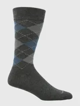 Calcetines largos de hombre con diseño argyle en tonos gris oscuro, gris medio y azul.