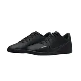 Championes de fútbol sala Nike Mercurial Vapor 15, color negro, con diseño texturizado en la superficie y cierre de cordones.