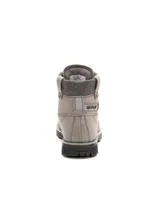 Bota de caña media Caterpillar modelo Charli WP, color gris, confeccionada en cuero impermeable con detalles de tejido en el cuello. Cuenta con cierre de cordones, suela de goma resistente y tecnología impermeable.